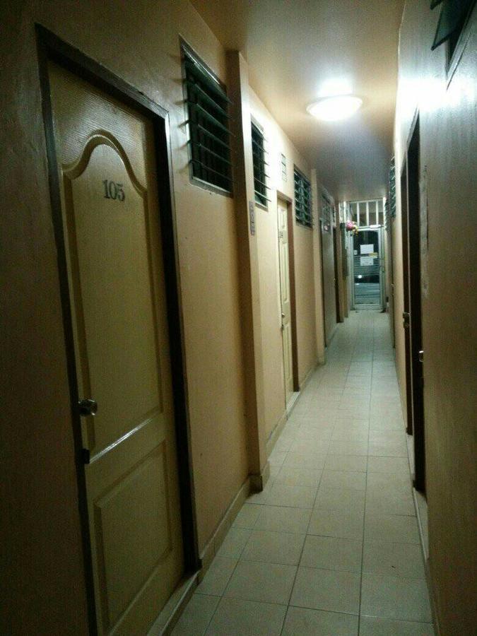 Win House Hotel Bangkok Luaran gambar